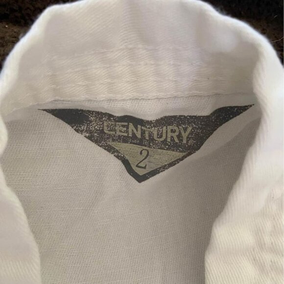 Kids unisex Size 2 karate uniform. White. Minor Stains. Good condition. - Picture 2 of 8